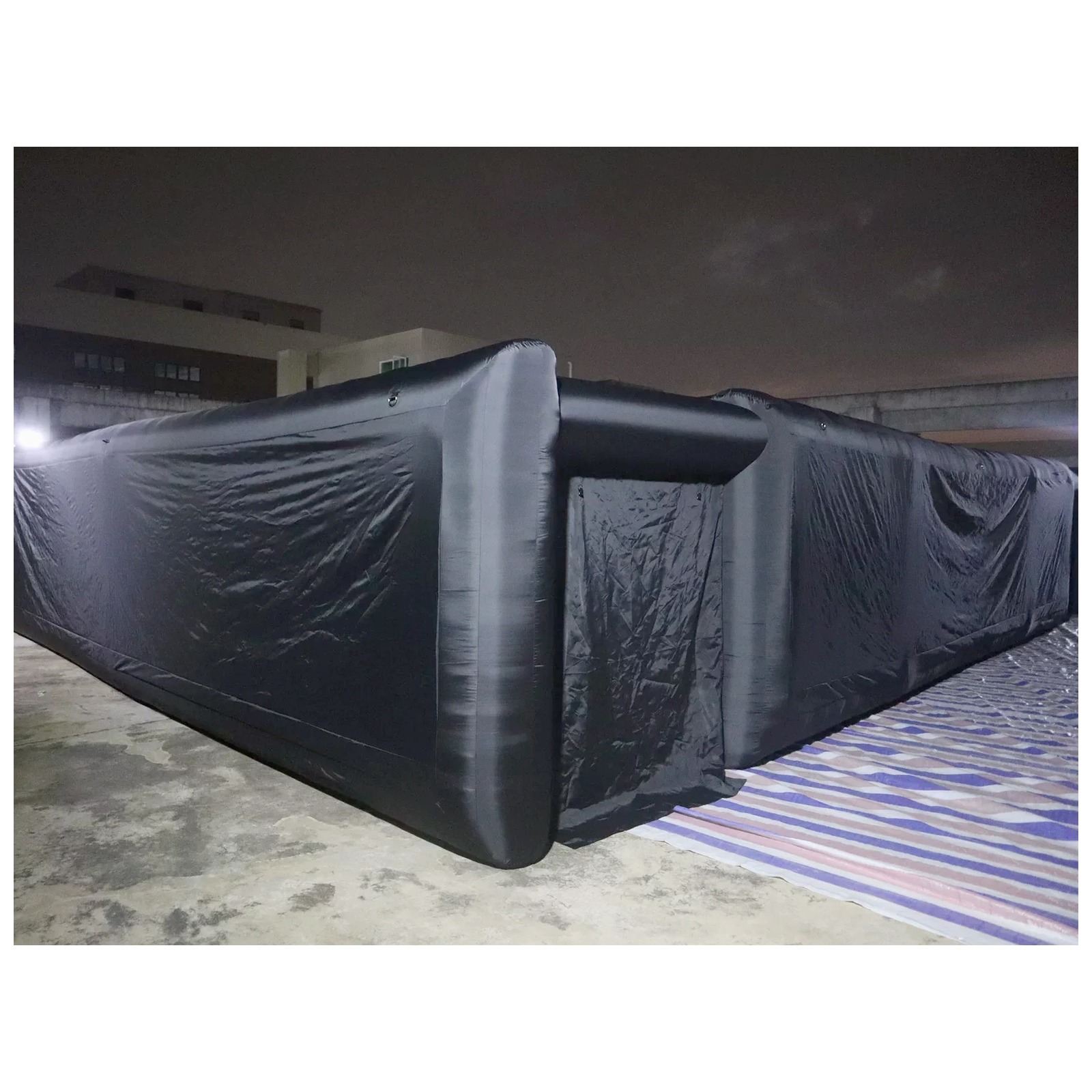 Large Plain Black Inflatable M - огляд і ціна Party Games Kids And Adults