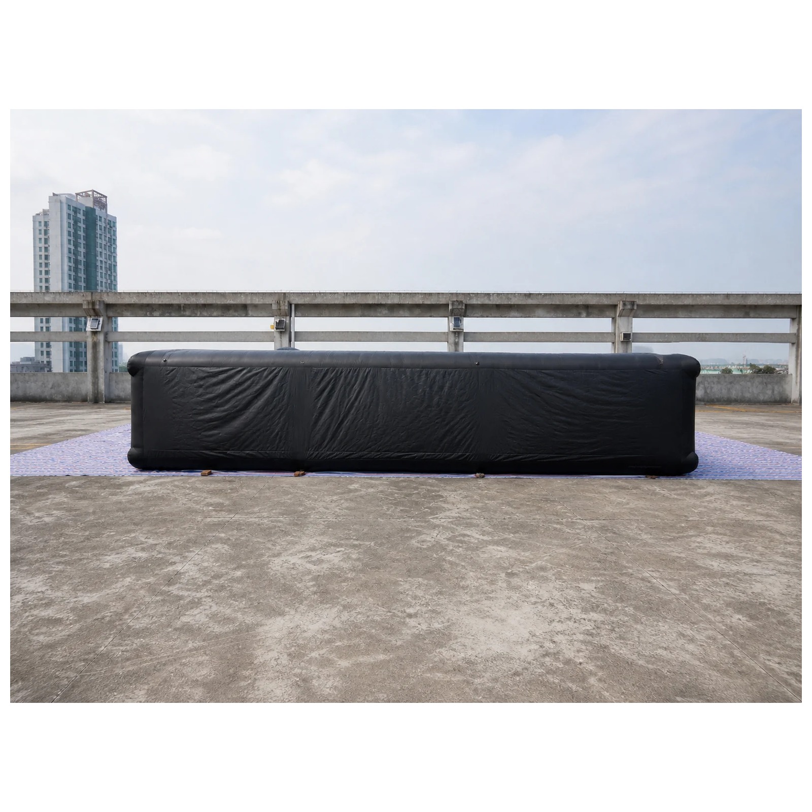 Large Plain Black Inflatable M - огляд і ціна Party Games Kids And Adults